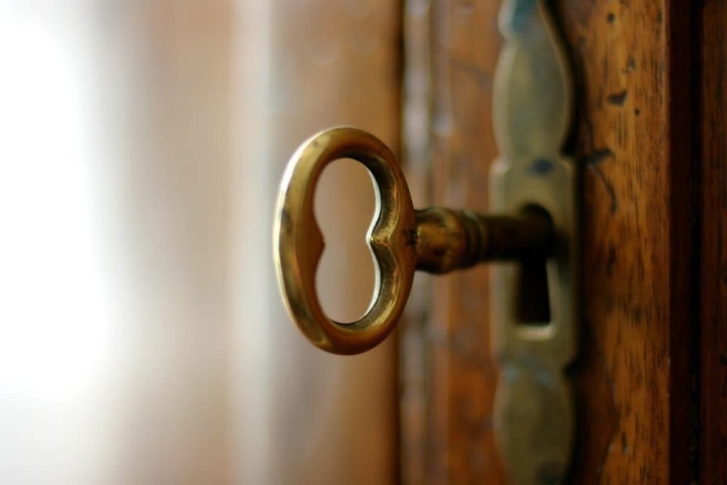 ساعت استخاره| مناسبترین زمان استخاره با قرآن 462 ساعت استخاره با قرآن امام صادق
