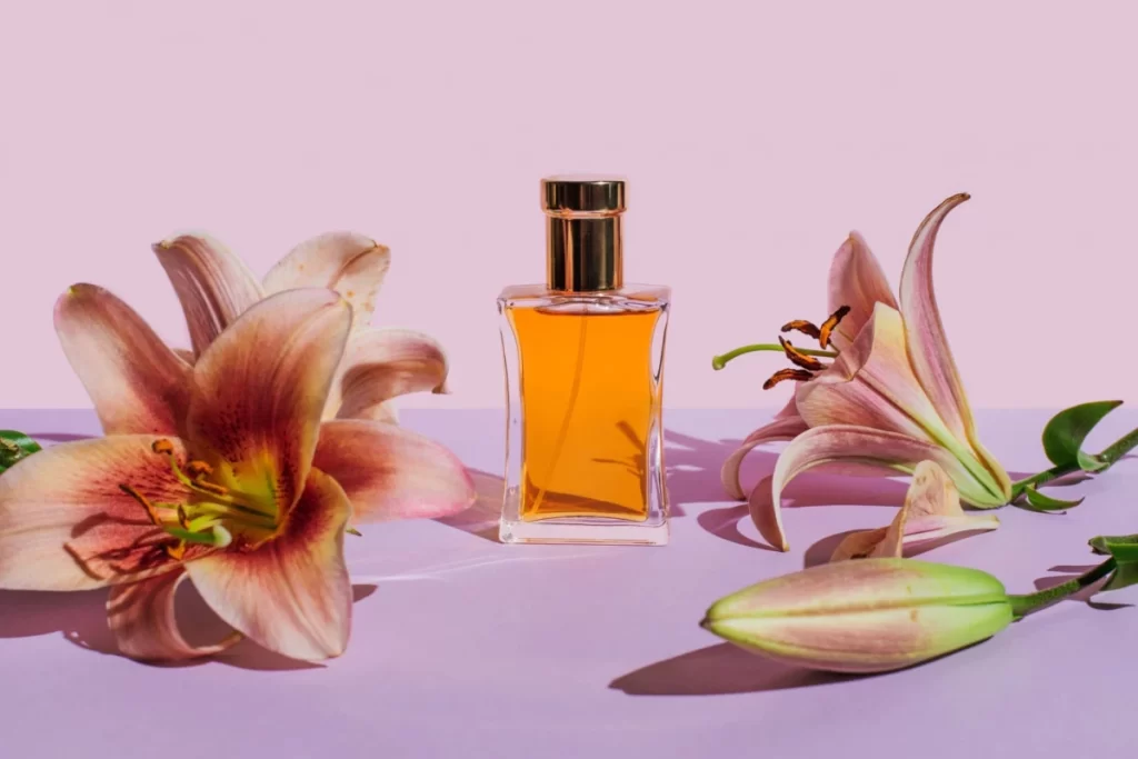 تعبیر خواب عطر برای دختر مجرد،زن متاهل 406 تعبیر خواب عطر